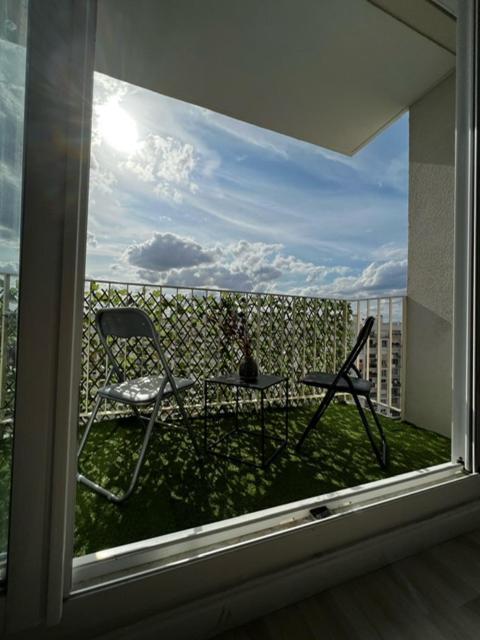 Evasion Familiale & Appartement Convivial Et Chaleureux Épinay-sur-Seine Екстериор снимка